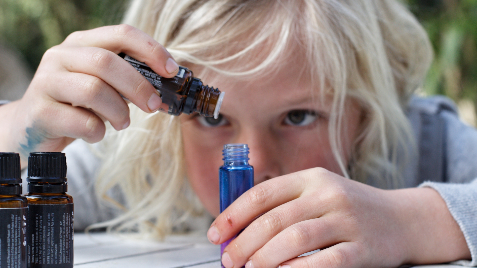 Gentle Scenting at Home: Using Oils & Fragrance Mindfully Around Kids, Pets, and Small Spaces